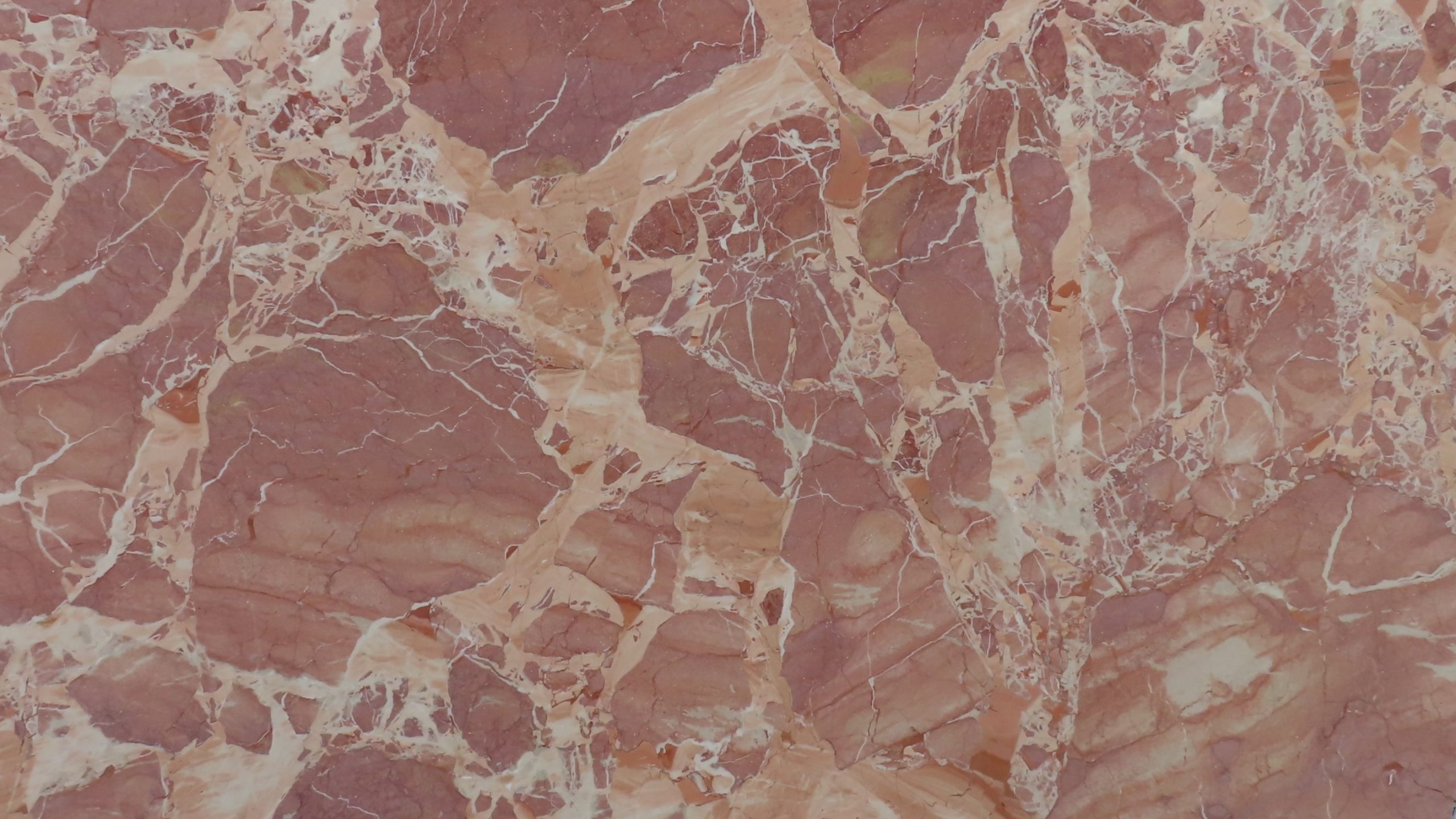 Brecciata Rosso Slabs