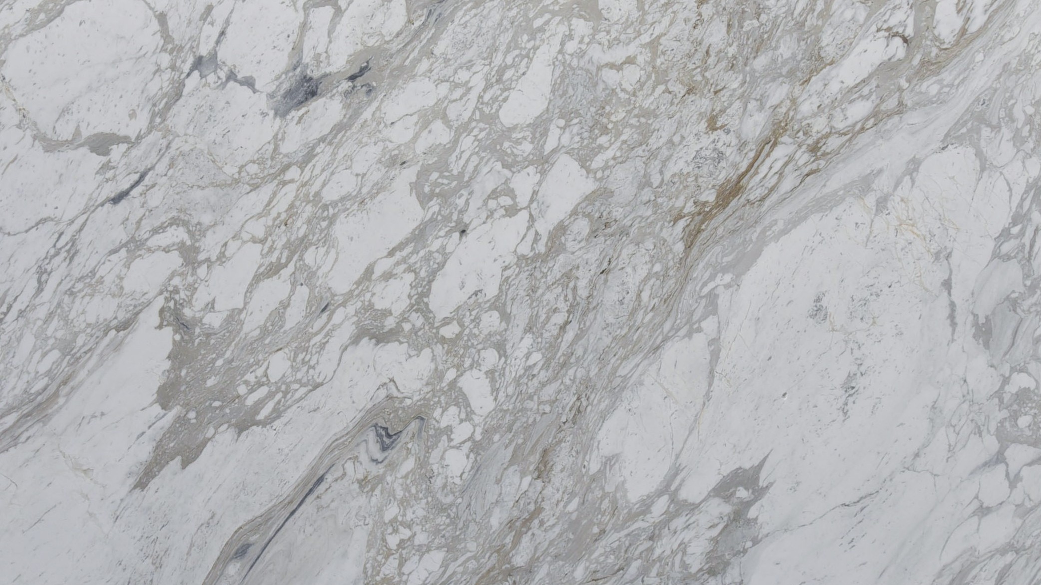 Calacatta Pazza Slabs